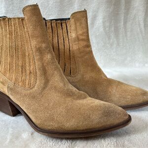 Piampiani distressed suede Tan Suede Ankle Boots 37